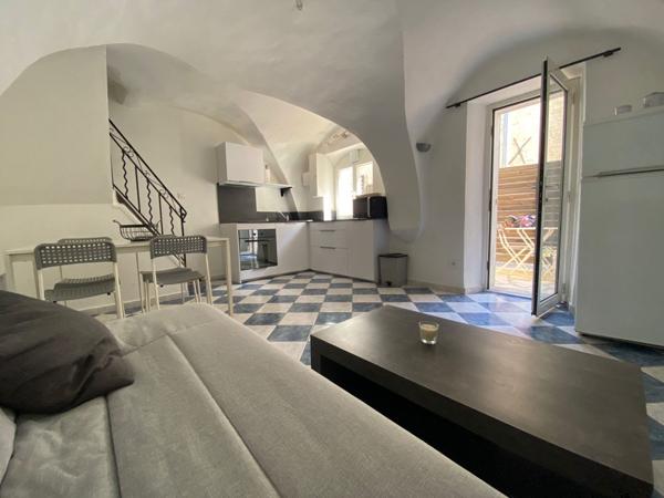 Maison individuelle avec terrasse