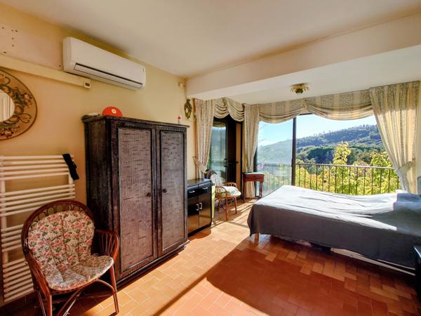 Maison 3 pièces - 93 m²