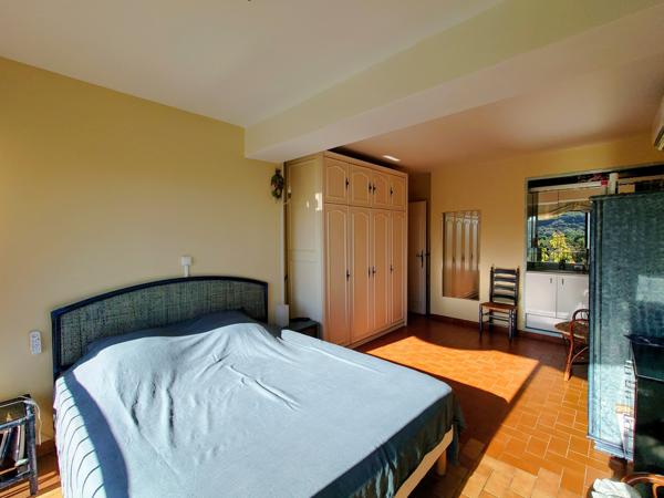 Maison 3 pièces - 93 m²