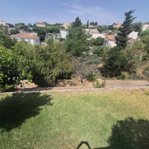 CEYRESTE / TERRAIN A BATIR 455 m² A PROXIMITE DU CENTRE