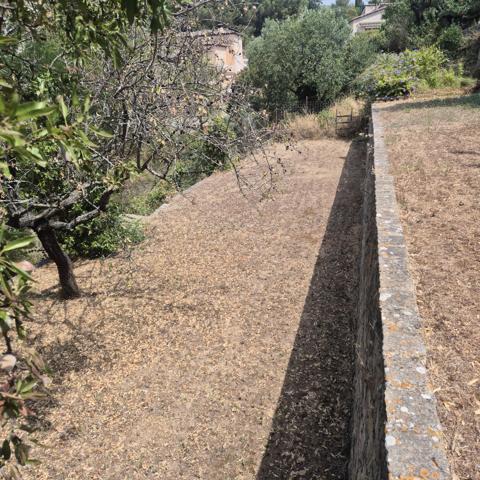 CEYRESTE / TERRAIN A BATIR 455 m² A PROXIMITE DU CENTRE