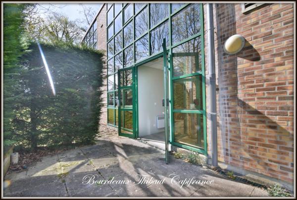 Local/bureau à louer MONTLHERY (91)