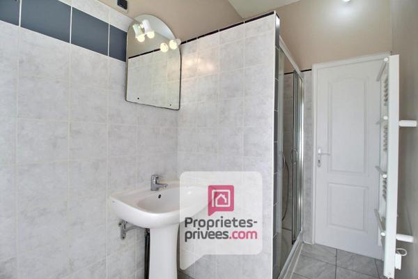 Gare de MONTARGIS à 5 mn à pied - A VENDRE ELEGANTE MEULLIERE de 85 m2 environ avec jardin de 566 m2