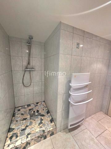 Appartement 2 pièces 65 m² entièrement rénové Quartier Barbanègre