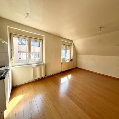 Appartement
                                                                                                                                                                                                                                                                                                                        3 pièce(s)                                                                                                                                                                                                          2 chambre(s)                                                                                                                                                                                                          61  m²