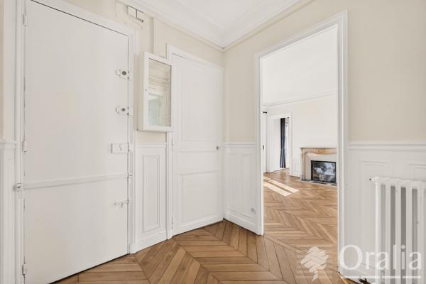 Appartement · Vente Paris (75008) 4 pièces · 76m²