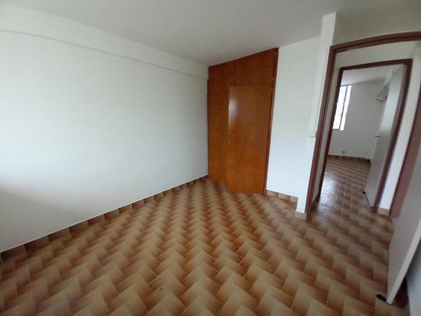 Appartement à louer    4 pièces • 58,75 m2    Les Abymes