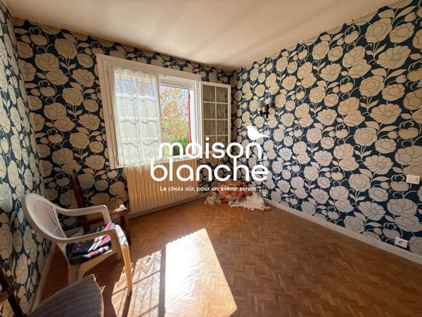 Maison avec terrains à Bâtir