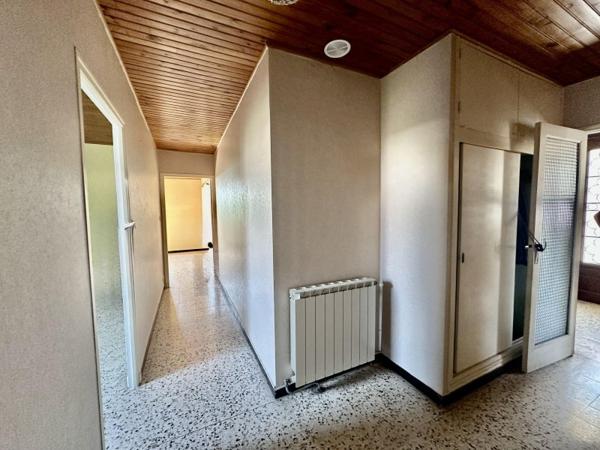 Vente / Maison de plain-pied à Saint-Laurent-des-Arbres (30126)