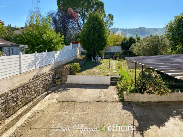 Maison
         4 pièces
        - 80 m² Exclusivité 135 000 €*