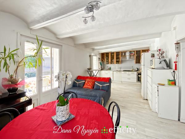 Maison
         4 pièces
        - 80 m² Exclusivité 135 000 €*