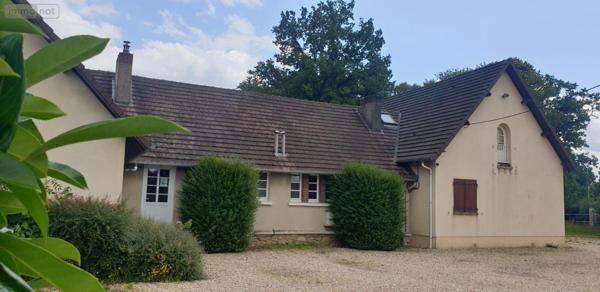 Immeuble à louer à Forges-les-Eaux en Seine-Maritime (76440), ref : LOCA/384   
lac