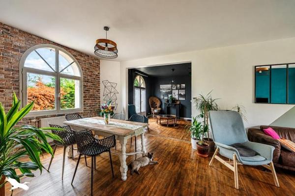 Maison 349 900 € Saint-Avertin 6 p 153 m² DPE D