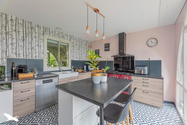 Maison 349 900 € Saint-Avertin 6 p 153 m² DPE D