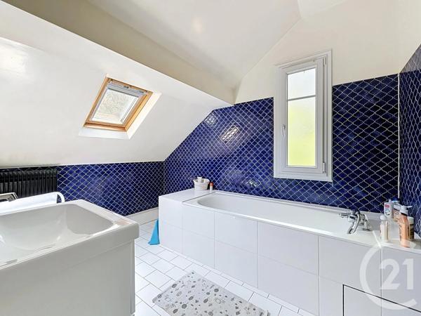 Maison à vendre  7 pièces - 197,68 m 2   LE VESINET  - 78
