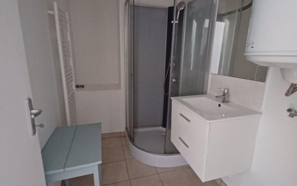 Immeuble à vendre    14 pièces •  Le Dorat