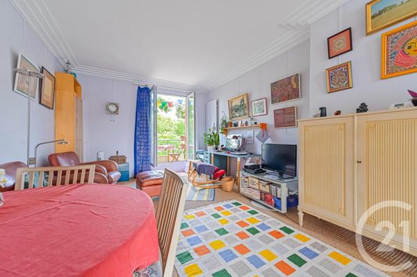 Appartement F3 à vendre  3 pièces - 91,07 m 2   PARIS  - 75020