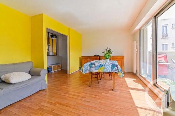 Appartement F3 à vendre  3 pièces - 91,07 m 2   PARIS  - 75020