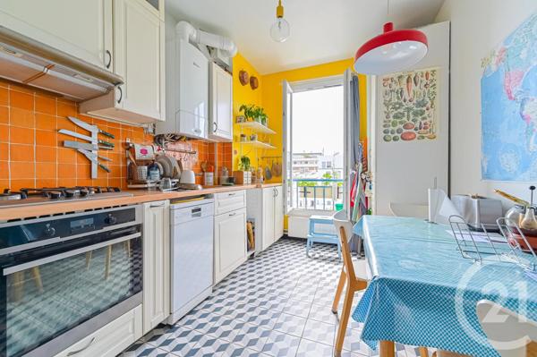 Appartement F3 à vendre  3 pièces - 91,07 m 2   PARIS  - 75020