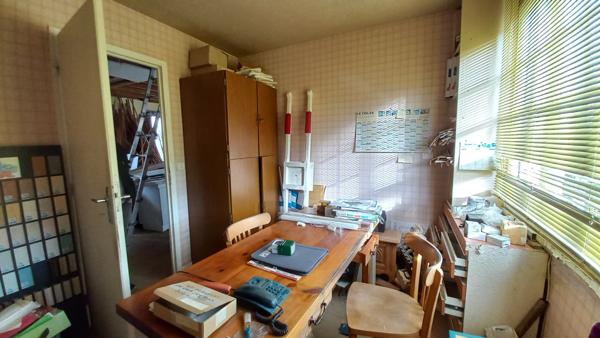 ENSEMBLE IMMOBILIER A VENDRE ATELIER, MAISON, APPARTEMENT A RENOVER NEULLIAC CENTRE BRETAGNE MORBIHAN (56)