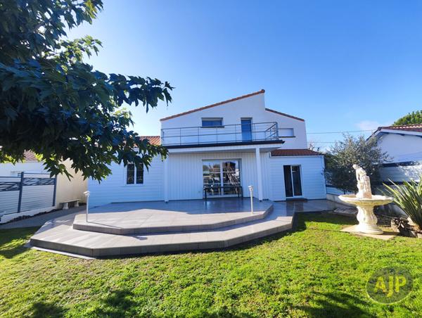 Vente maison La Faute Sur Mer : 369 500 € - L'Aiguillon la Presqu'Ile - Agent Co David Billaud