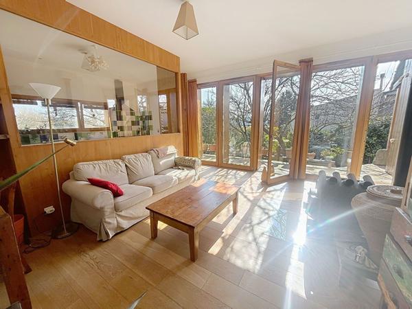 Meyreuil - Maison bioclimatique - plain-pied - 5 pièces - 106 m2 - garage - dépendance