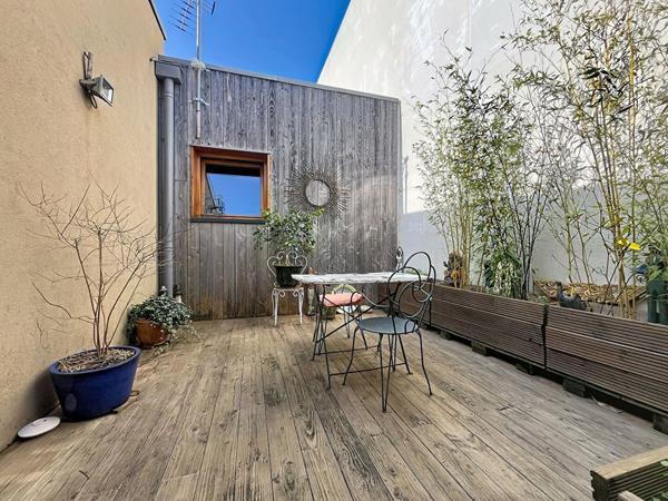 Meyreuil - Maison bioclimatique - plain-pied - 5 pièces - 106 m2 - garage - dépendance