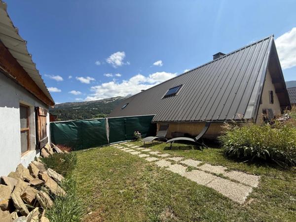 Appartement à vendre 2 pièces AGNIERES EN DEVOLUY (05) jardin et garage