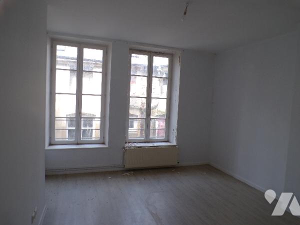 Ensemble immobilier à usage mixte