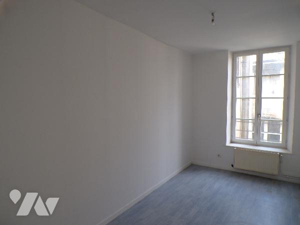 Ensemble immobilier à usage mixte