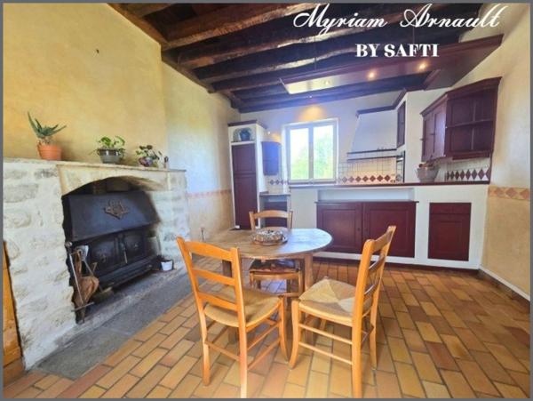 Grande maison en pierre 4 chambres avec dépendance