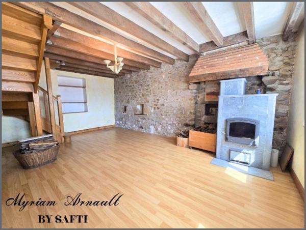 Grande maison en pierre 4 chambres avec dépendance