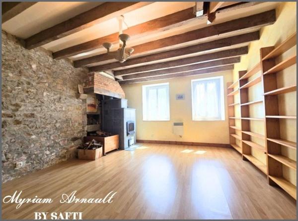 Grande maison en pierre 4 chambres avec dépendance