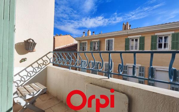 Appartement à vendre    2 pièces • 45,60 m2 Bandol