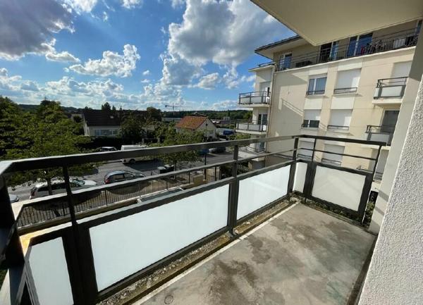 Appartement à vendre    4 pièces • 84,35 m2 Dammarie-les-Lys