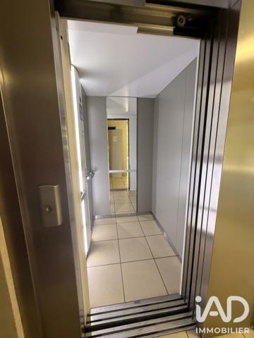 Location appartement 2 pièces 40 m² La Rivière-Saint-Sauveur