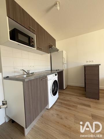 Location appartement 2 pièces 40 m² La Rivière-Saint-Sauveur