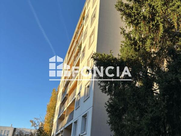 Location Appartement 3 pièces 71.3 m² - 177-183 RUE JOLIOT CURIE Lyon 69005