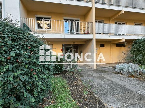 Location Appartement 3 pièces 71.3 m² - 177-183 RUE JOLIOT CURIE Lyon 69005