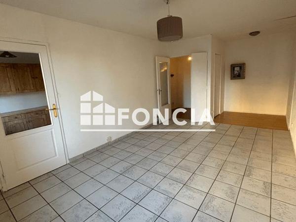 Location Appartement 3 pièces 71.3 m² - 177-183 RUE JOLIOT CURIE Lyon 69005