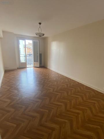 Appartement à louer à Tramayes en Saône-et-Loire (71520), ref : 4 Route des Pierres   
Centre