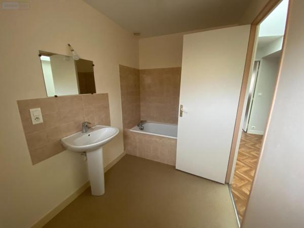 Appartement à louer à Tramayes en Saône-et-Loire (71520), ref : 4 Route des Pierres   
Centre