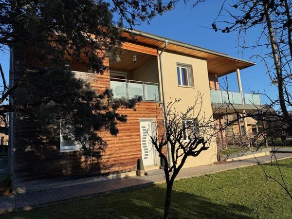 Vente Maison 6 pièces 147 m2 à Saint-Christophe-Vallon