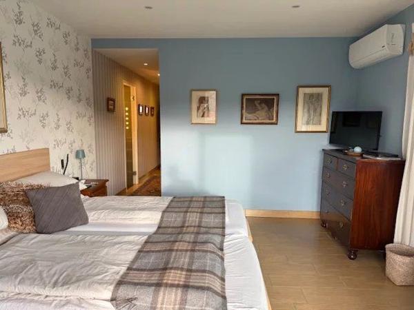 Vente Maison 6 pièces 147 m2 à Saint-Christophe-Vallon