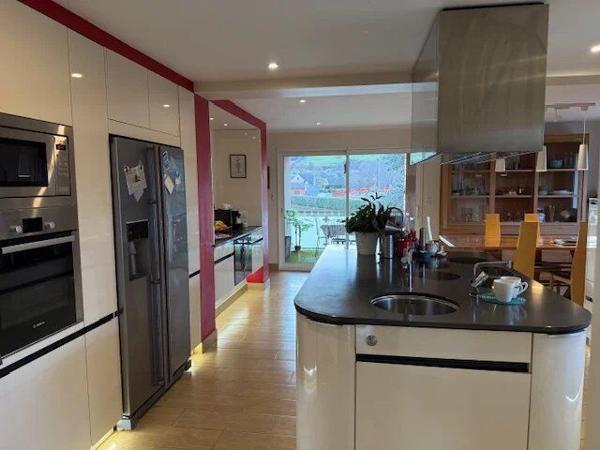 Vente Maison 6 pièces 147 m2 à Saint-Christophe-Vallon