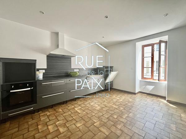 79200 PARTHENAY Immeuble à Parthenay