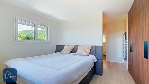 Villa de Standing 303 m2 Piscine à Débordement Vue Mont Blanc Secteur Recherché En Fond D'impasse Au Calme Absolu Divonne-les-Bains 01220