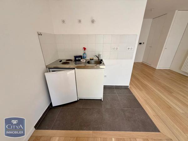 Appartement à louer 1 pièce 29.55m² Rueil-Malmaison (92500)