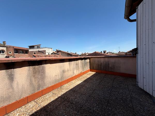 APPARTEMENT T3 - PLACE DU PALAIS