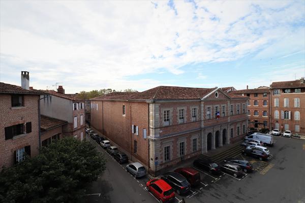 APPARTEMENT T3 - PLACE DU PALAIS